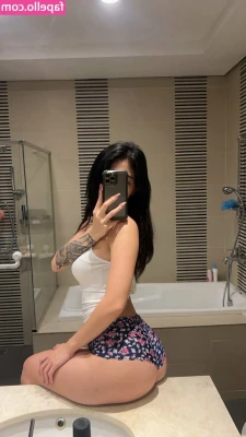 Siobe Lim [ siobe-lim ] - Midnight is a good time for nudes yeah?