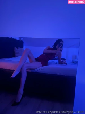 yourelisen - I m planning to spend the day watching TV series  Are you with me