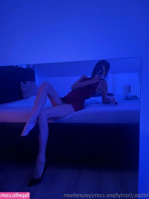 yourelisen - Guess what my favorite sex position is  For the right answer get a