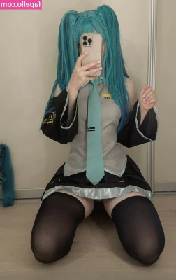 Alina Kim [ alina-kim ] - Do you want me to be nice or naughty with you?😈🥰💋