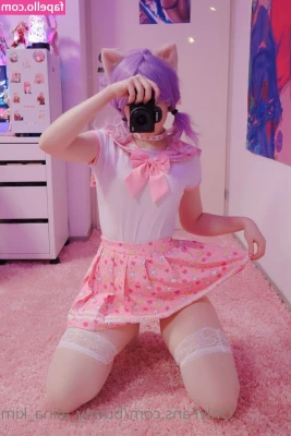 Alina Kim [ alina-kim ] - 너무 커서 실패했던 괴물 딜도.. 피스팅 하는 분