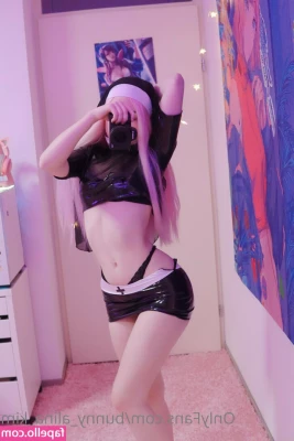 Alina Kim [ alina-kim ] - Haven t posted a video of me shaking my ass in a little   let s