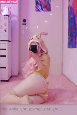 Alina Kim [ alina-kim ] - Behind the scenes footage of  steffanymontoya vip teasing and