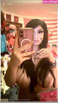 Codeinecassidy [ codeinecassidy-3 ] - Guys for my content like sexting video call Dropbox please if you are