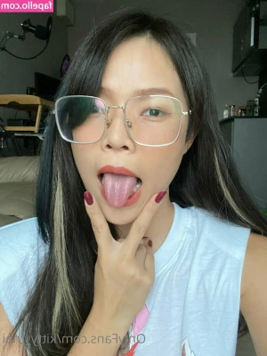 kittysphinxvipasian - Hoy amaneci con ganas d recibir       https onlyfans com anderbandana