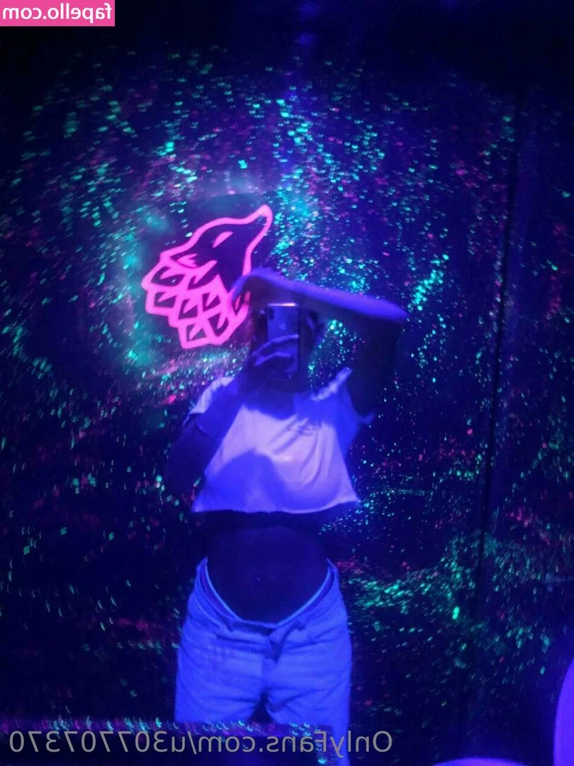 leasanz - tip me  5 here for the 1 30 clip   hear me give myself some love on