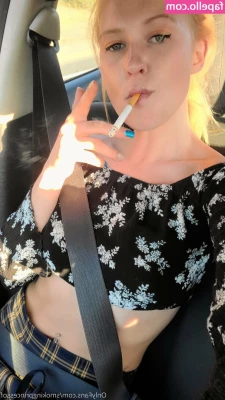 smokingprincessof - DM me if you're looking for something particular 💋