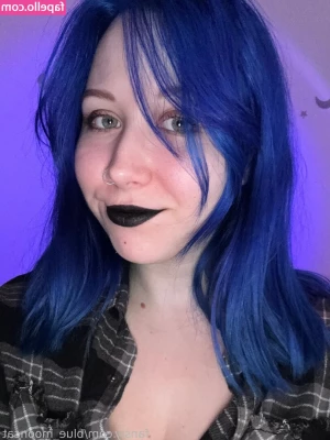 Blue_Mooncat [ blue-mooncat-1 ] - Boobies for ur arvo hehe xo