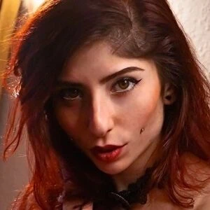 kaethebratdoll