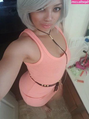 Oxlemon - i crave  the  flavored  air    p always gotta love pre shoot boobies i