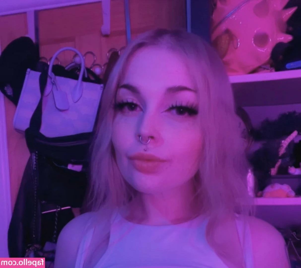 BipsyGG - Would you fuck me
