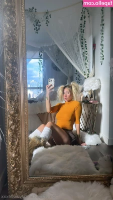 Ivy Wolfe [ ivy-wolfe ] - feliz noche de brujas  te gusta mi disfraz part 1