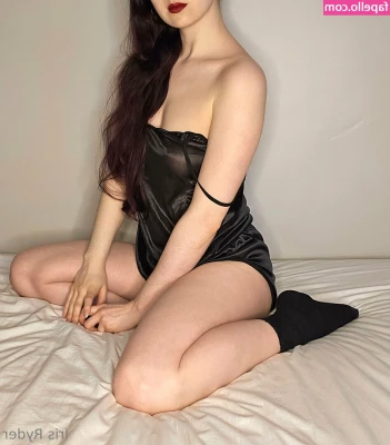 irisryder - hazyshooter    TINAKAY22    ANABALTIFREE    VEROREIS    emmaflame1   