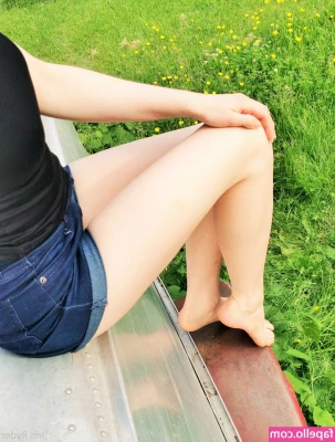 irisryder - Doggy lover 😍 Who else like me in doggy? 😜🤣