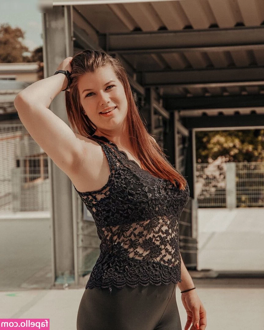 Franzi B [ franzi-b ] - The angle my wife always sees