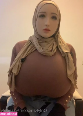 yaseonly - You don't get to fuck hot girls. Instead, you get to serve them.