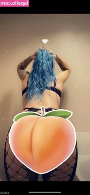 u141218538 - Hey cherries!! 💋  I’m so sorry if I’ve been lacking in replies