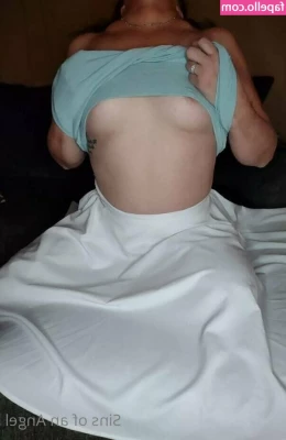 sinsofanangel - I’m naked waiting for you right now daddy... what you going to do