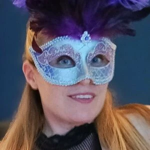 anna_wide_shut