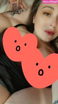 missmelonee - And here s a quick clip of me swallowing a gummy mouth open