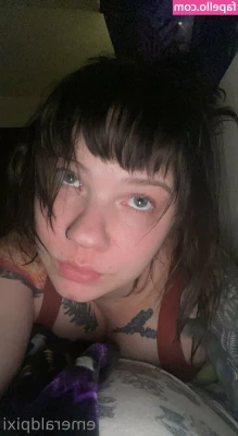emeraldpixifree - I look at it and it makes me want to fuck it