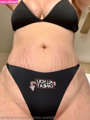 creamycurvybrefree - I m such a fat cow    Help feed this cow with a tip