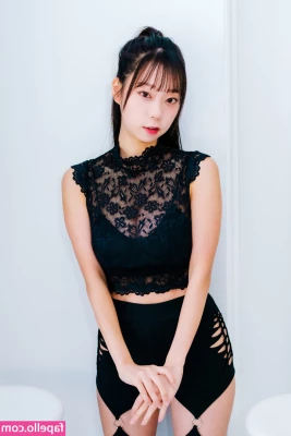 Hikaru Aoyama [ hikaru-aoyama ] - Would you like to be underneath or behind me? 🥵😏