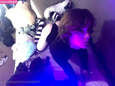 tepothetrap - What little loser is going to make Mistress happy this morning