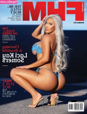 Laci Kay Somers [ laci-kay-somers-3 ] - Good me nap come worship my soles