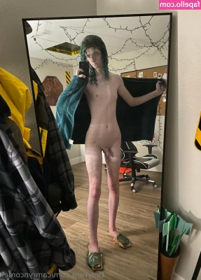 camryncorder - Bob’s burgers & chocolate chip cookies?