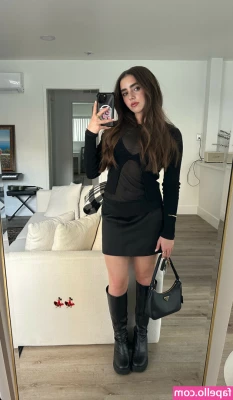 Avia Butler [ avia-butler ] - My panties are so wet babe 🥵