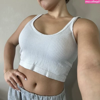 Avia Butler [ avia-butler ] - Tbh just pin me against the wall and kiss me
