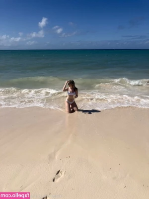 jasminebabbyy - Você me ajuda