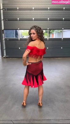 Jana Wosnitza [ jana-wosnitza ] - Well shit. Another fan today? Guess I better post some tiddy for you~