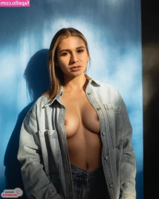 Jana Wosnitza [ jana-wosnitza ] - I couldn t decide which one was my favorite