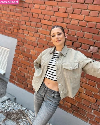 Jana Wosnitza [ jana-wosnitza ] - got some photos back from a shoot i did recently  hope you enjoy 