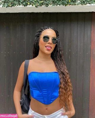 Bella Campos [ bella-campos ] - Hey Boo