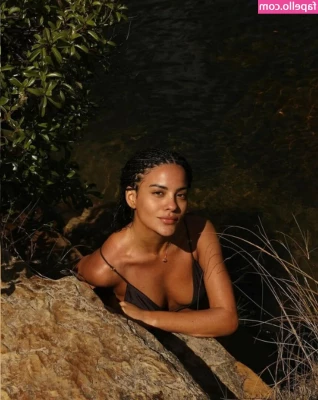 Bella Campos [ bella-campos ] - How s your week going so far handsome