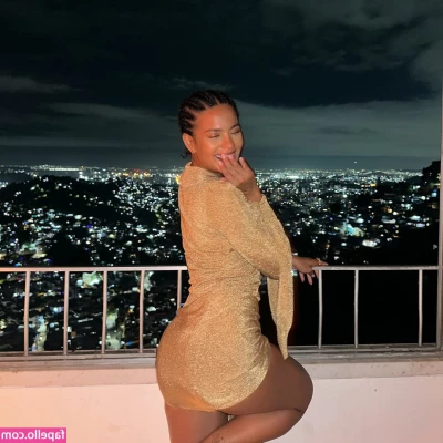Bella Campos [ bella-campos ] - wanna a taste