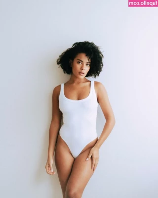Bella Campos [ bella-campos ] - Are you thinking what I m thinking    I think it s time to post my