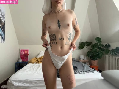 Coconey - Full set at my VIP Account $5 👇👇👇 @skinbyrd_  @skinbyrd_ 