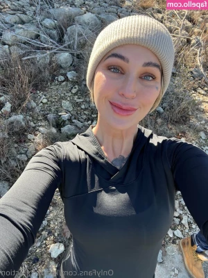 kleioscollection - I m so horny  Someone come help me cum    I ll return the favor  of