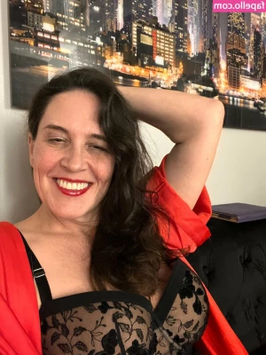 buxommariefree - I'm doing sexting again on my Snapchat giuli_ross2021. Don't message