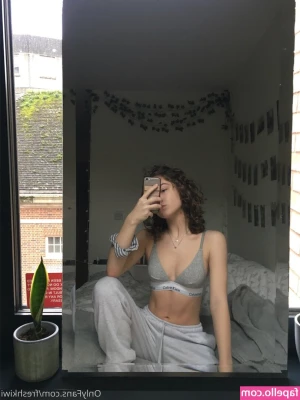 freshkiwi - I Play  You Play  Do You Want To Come Play Some Today  Love  Lynn