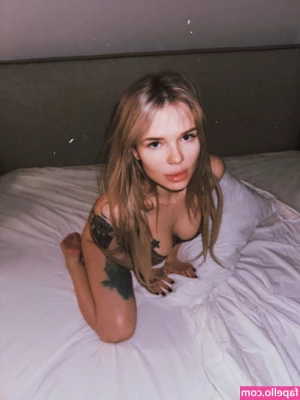 Sorabi - Goodmorning babes tell me what would you like to see  Also I will