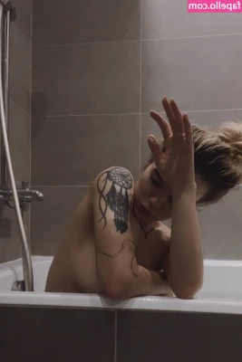 Sorabi - Would you let me pull out your cock in the middle of our hike 🏞️