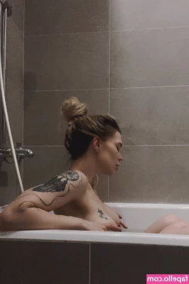 Sorabi - POV creampie wit gem jewels onlyfans.com/gemthejewels