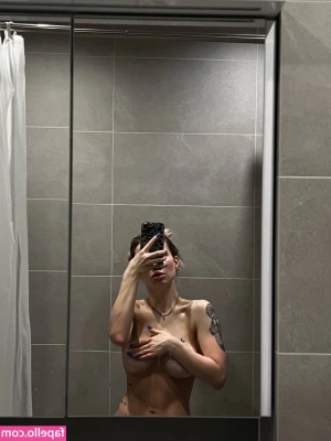 Sorabi - Like me all oiled up
