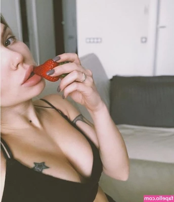 Sorabi - POV  we re getting ready to Netflix and chill  i ve got on my hot
