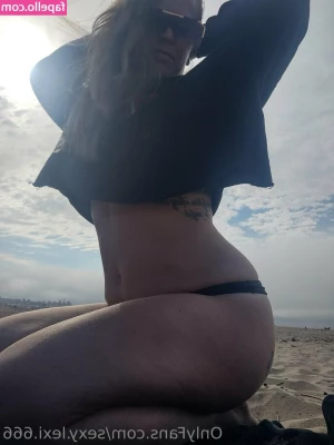 sexy.lexi.666 [ sexy-lexi-666 ] - She s a good girl